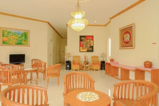 Маланг: Loji Rejo Guest House By OYO Rooms
