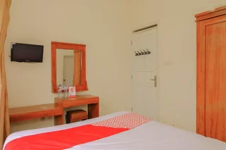 Маланг: Loji Rejo Guest House By OYO Rooms
