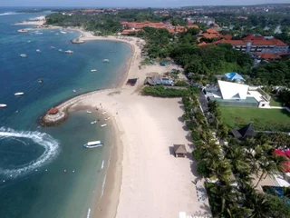 Беноа: The Royal Santrian Luxury Beach Villas
