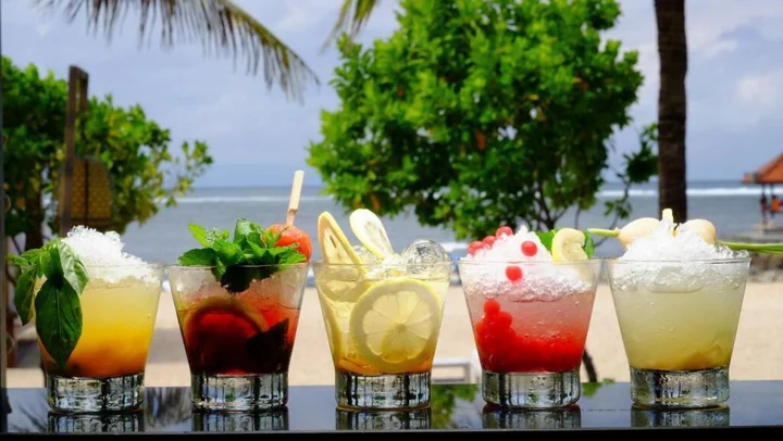 Беноа: The Royal Santrian Luxury Beach Villas