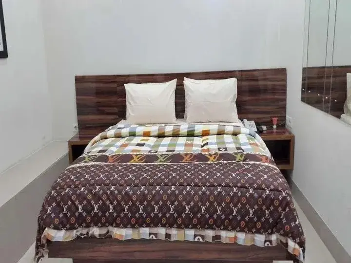Джакарта: Adriatic Hotel
