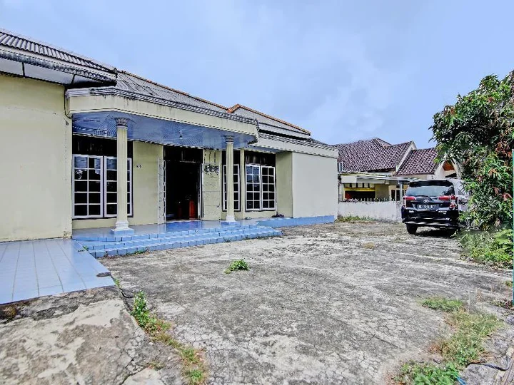 Пеканбару: Oyo 3422 Firza Homestay