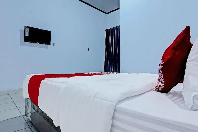 Пеканбару: Oyo 3422 Firza Homestay