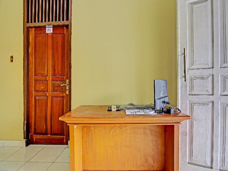 Пеканбару: Oyo 3422 Firza Homestay