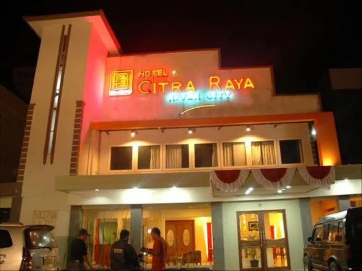 Банджармасин: Citra Raya Hotel Banjarmasin by ZUZU