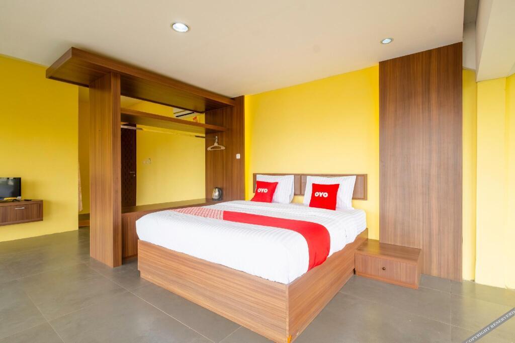 Пелабухан-рату: Capital O 1973 Hotel Toserba Selamat Syariah