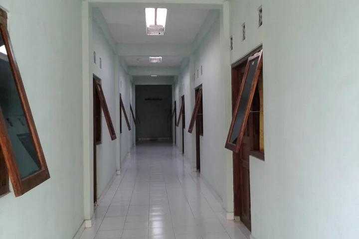 Батуретно: Rumah Singgah Peziarah Ganjuran by ZUZU