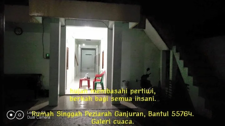 Батуретно: Rumah Singgah Peziarah Ganjuran by ZUZU