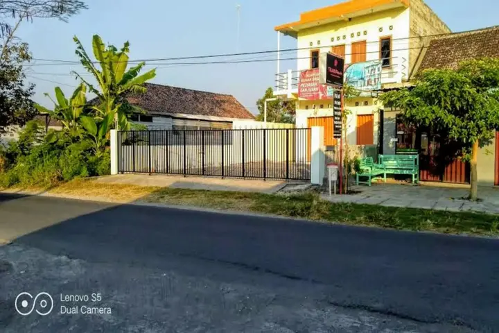 Батуретно: Rumah Singgah Peziarah Ganjuran by ZUZU