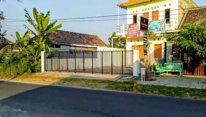 Батуретно: Rumah Singgah Peziarah Ganjuran by ZUZU