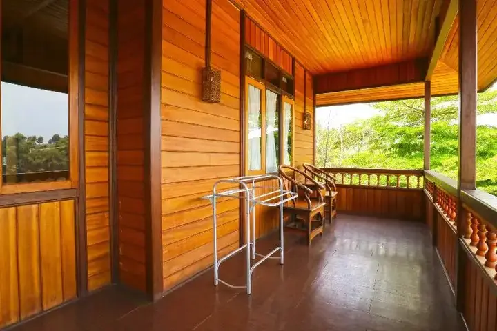 Паромпонг: Villa Gardenia Bandung by ZUZU