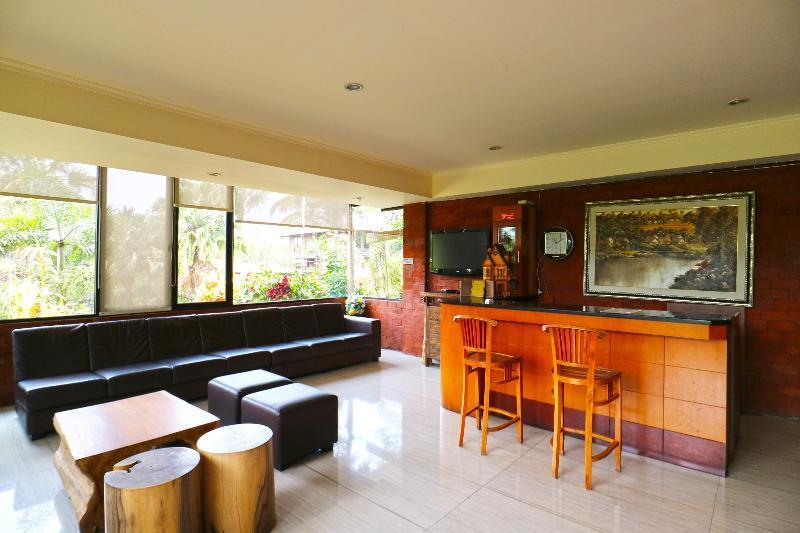 Паромпонг: Villa Gardenia Bandung by ZUZU