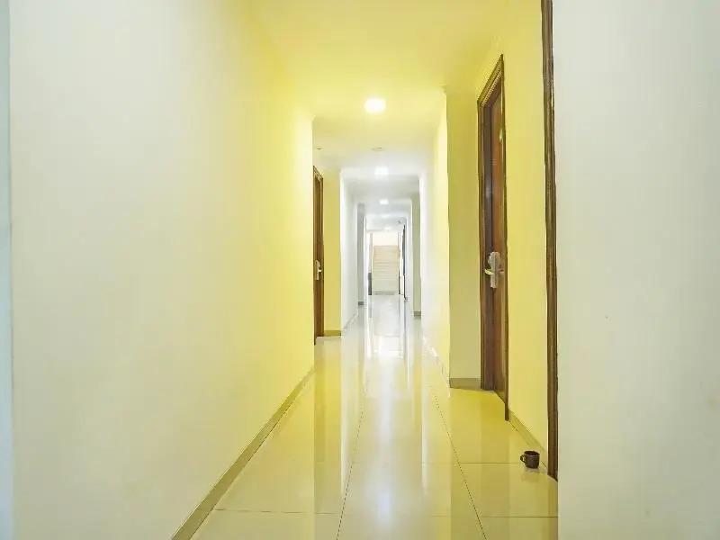 Джакарта: Super Oyo Collection O 91409 Hotel Fiducia Otista