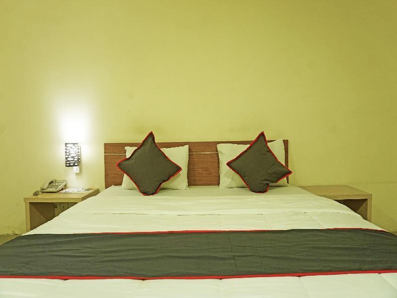 Джакарта: Super Oyo Collection O 91409 Hotel Fiducia Otista