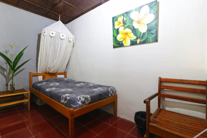 Озеро Тоба: Bagus Bay Guest House By Zuzu