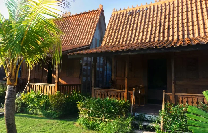 Переренан: Cening Bagus Bungalows by ZUZU