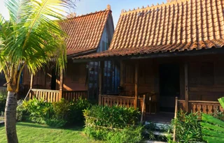 Переренан: Cening Bagus Bungalows by ZUZU