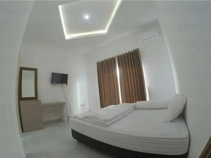 Батуретно: Oyo 3843 Medical Kost Syariah