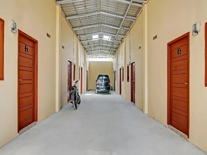 Пеканбару: Oyo 91835 Djasur Kost