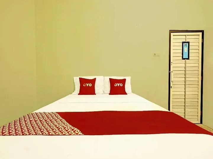 Семаранг: Oyo 91682 Homestay Sriti