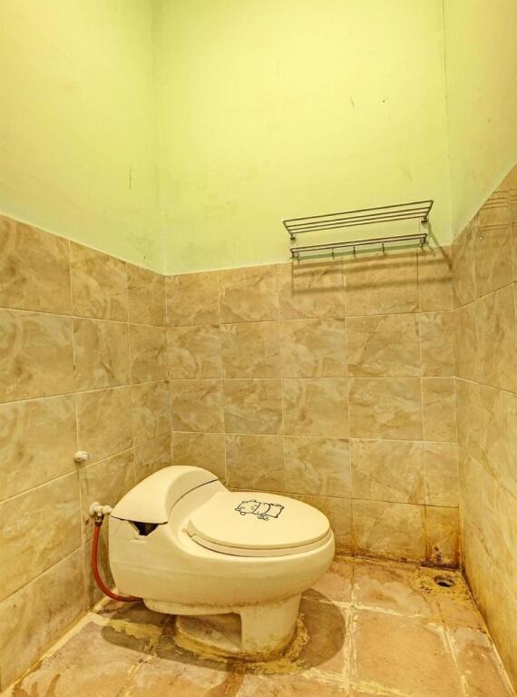 Семаранг: Oyo 91682 Homestay Sriti