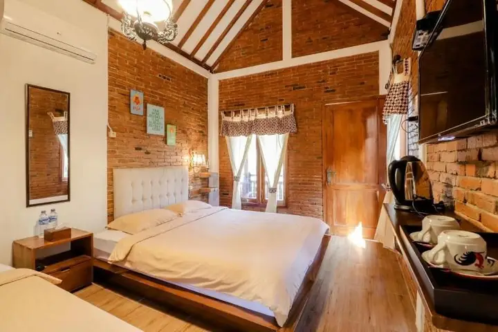 Omah Teras Bata Guesthouse By Zuzu — фото 4