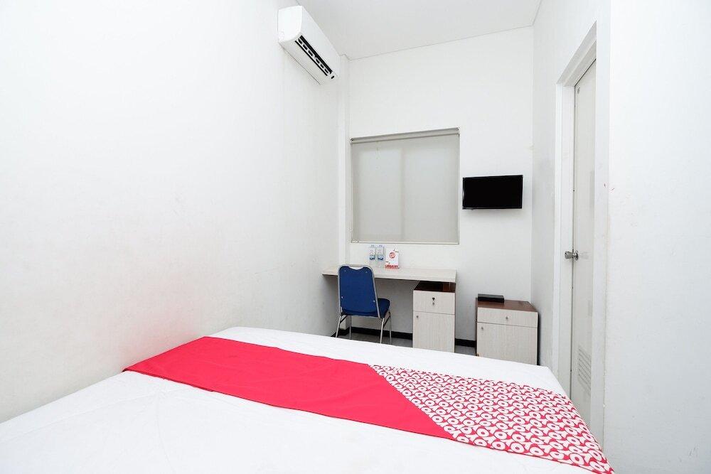Семаранг: Sunshine Hostel by OYO Rooms