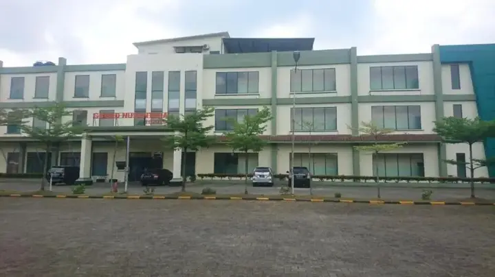 Медан: Hotel Grand Nusantara