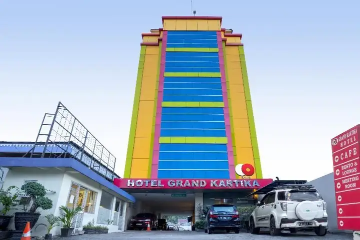 Capital O 1083 Hotel Grand Kartika — фото 2