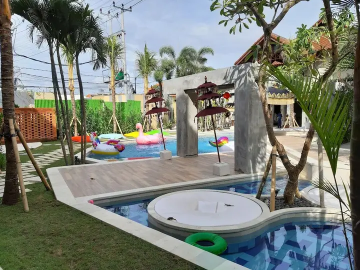 Кута: 18 Suite Villa Loft @Kuta