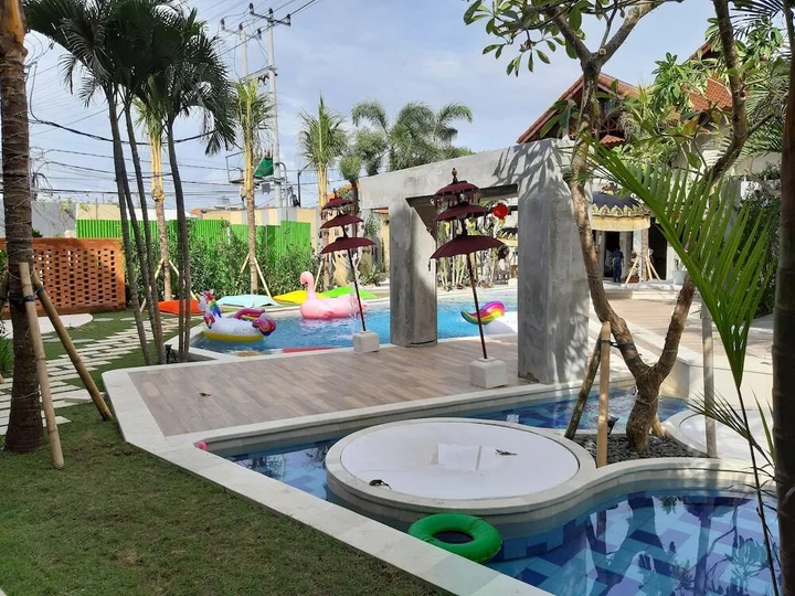 Кута: 18 Suite Villa Loft @Kuta