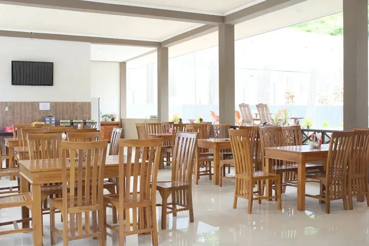 Сенджиги: Airy Pantai Senggigi Raya KM 12 Lombok