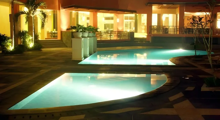 Пеканбару: ATM Maybank Hotel Ibis Pekanbaru
