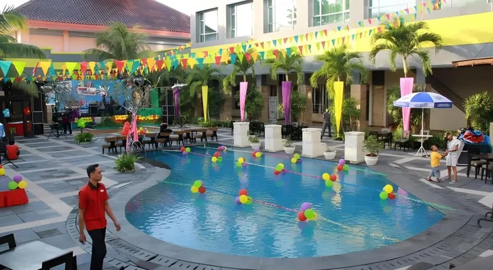 Пеканбару: ATM Maybank Hotel Ibis Pekanbaru