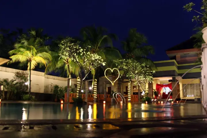 Пеканбару: ATM Maybank Hotel Ibis Pekanbaru