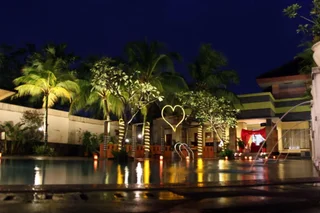 Пеканбару: ATM Maybank Hotel Ibis Pekanbaru