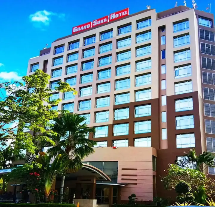 Пеканбару: ATM Maybank Hotel Ibis Pekanbaru