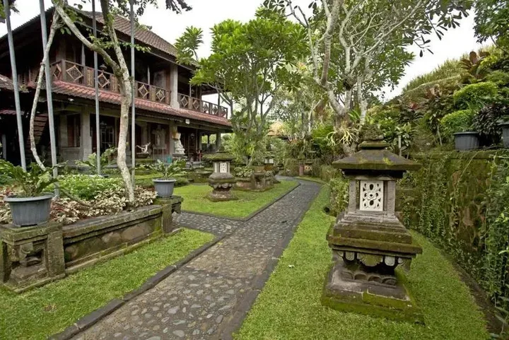 Убуд: Artini Cottages