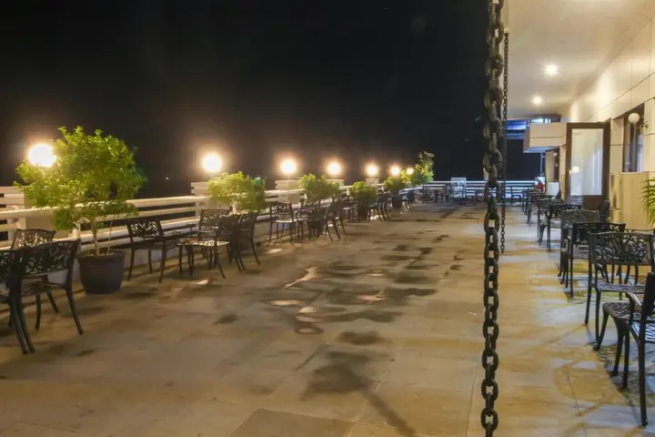 Паданг: Ocean Beach Hotel Padang