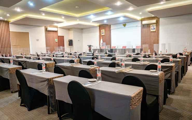 Семаранг: Andelir Hotel Simpang Lima Semarang