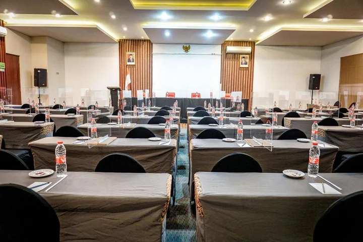 Семаранг: Andelir Hotel Simpang Lima Semarang