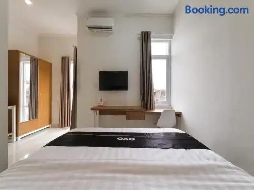 Super OYO Collection O 90023 Damar Kusumo Guest House — фото 4