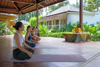 Сукавати: Hot Stone Club Ubud