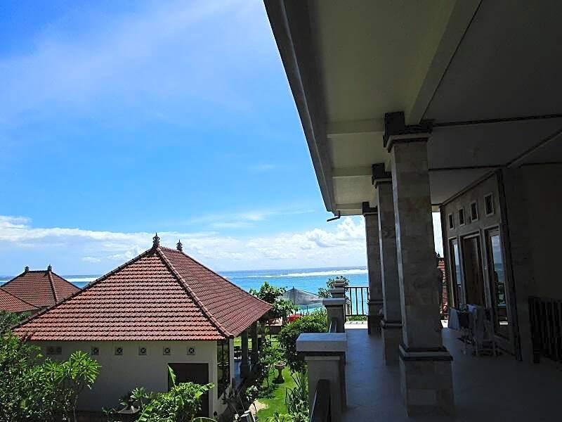 Лембонган-Айленд: Yogi Beach Bungalow & Restaurant Lembongan