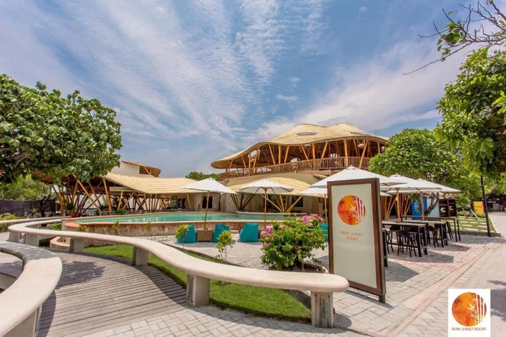 Гили Траванган: Pearl Sunset Resort