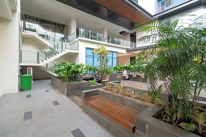Депок: RedLiving Apartemen Evenciio - Arutala Living