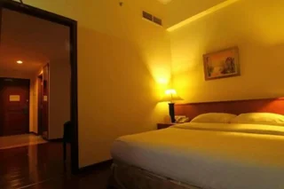 Батам: Golden View Hotel