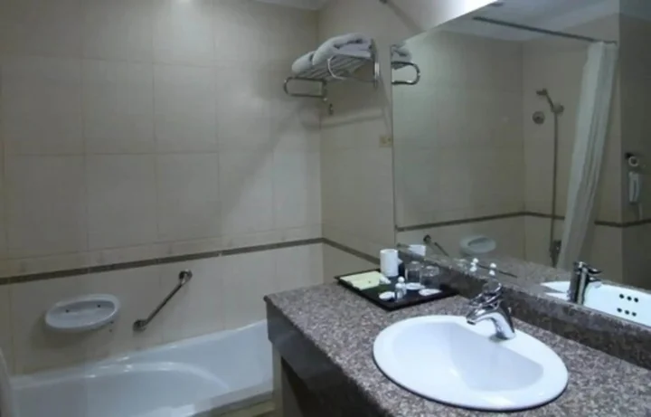 Батам: Golden View Hotel