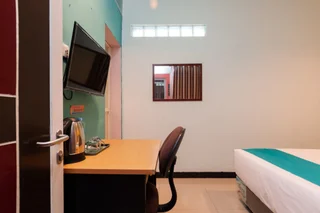 Медан: Sans Hotel Finest Medan