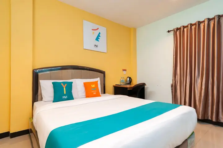 Медан: Sans Hotel Finest Medan